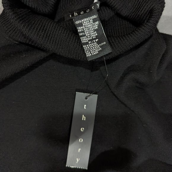 Theory | NWT Women's Merino Wool Wide Sleeve Belted Turtleneck Black Petite XS - Picture 5 of 6